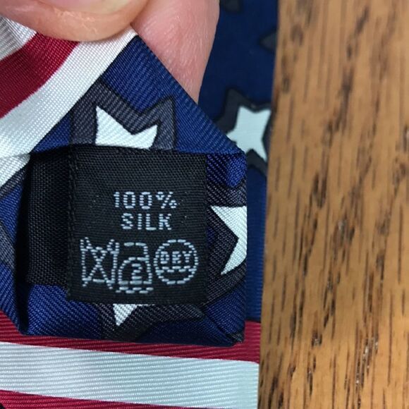 Carter & Holmes American Flag Tie Stars & Stripes 💯% Silk EUC - Picture 5 of 5